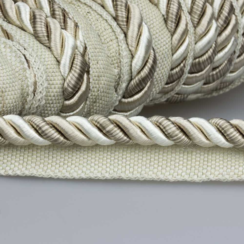 Кант шторный SHK1221-10-11 бежевый/светло-бежевый (Cornstalk 16-1315, Warm Sand 15-1214) (25 м)