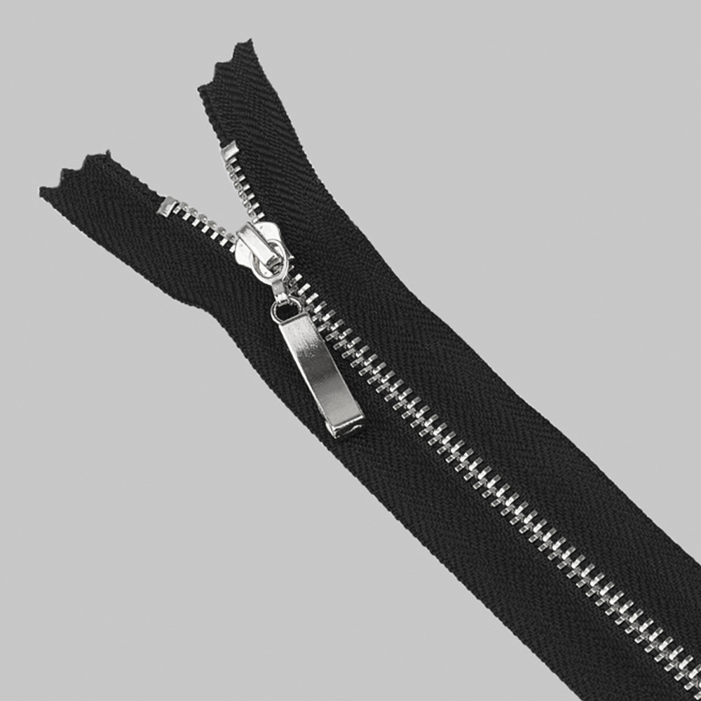 Молния металлическая разъемная 1-замок (пуллер прямой) 75 см Т5 никель/черный (20 шт)