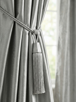 кисть-подхват для штор и портьер