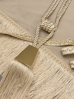 кисть-подхват для штор и портьер