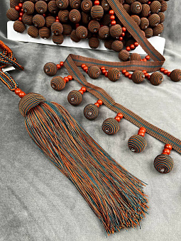 кисть-подхват для штор и портьер