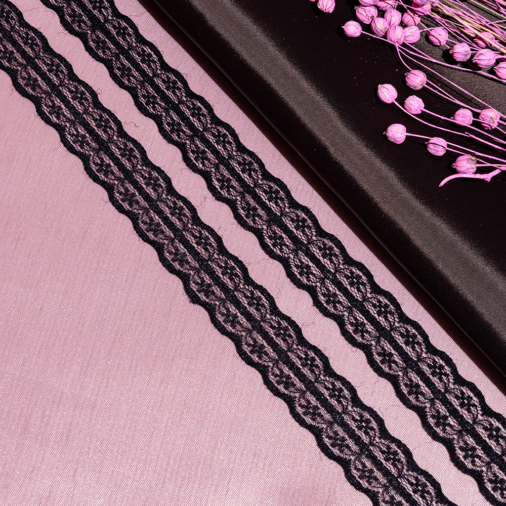 Кружево капроновое 135-2 черный, 2.5 см, (365,76 м/22,86 м)