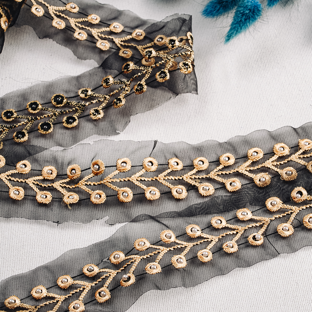 Тесьма на капроне с вышивкой и бисером 1459-1-A-MH черный/бежевый (11,52 м)