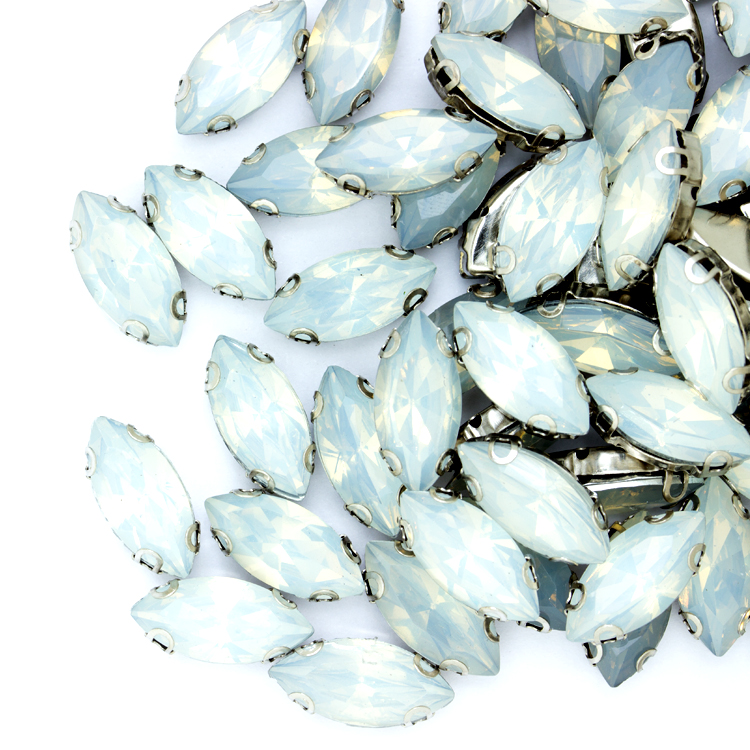 Стразы пришивные в оправе Ромб 7*15 мм 013# жемчужные (100 шт)