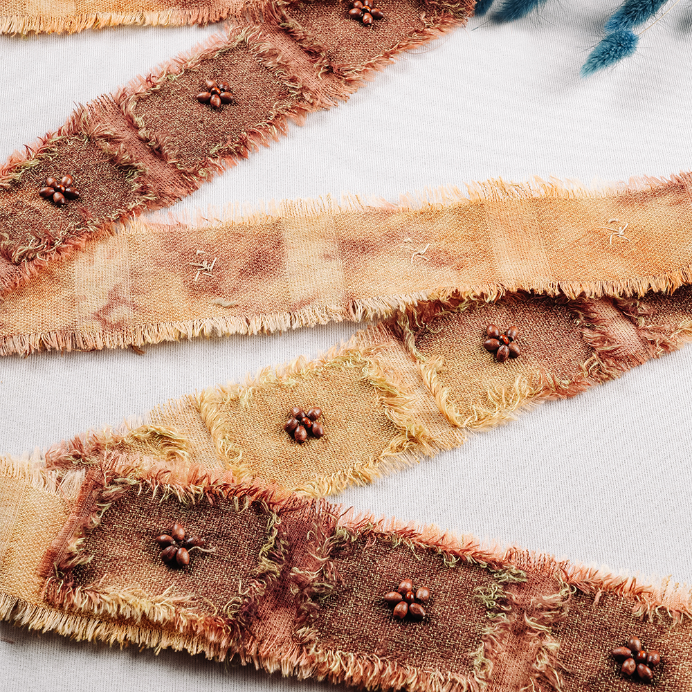 Тесьма декоративная с бусами Premium 365RS бежевый/коричневый (9 м)