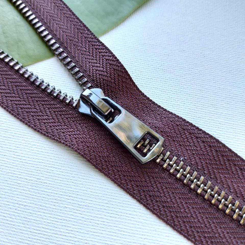 Металлическая молния ТИТАН неразъемная 18 см Т5 (ТТ) (1 замок) черный никель/кофе (10 шт)