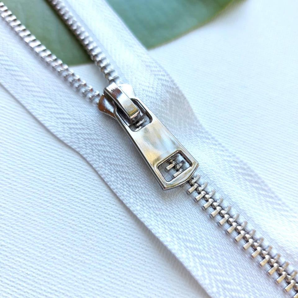 Металлическая молния ТИТАН неразъемная 18 см Т5 (ТТ) (1 замок) никель/белый (10 шт)