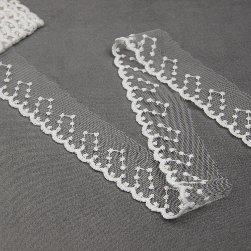 Тесьма на сетке 18397(W5818397) молочный шир.3,5см/уп.13,716м