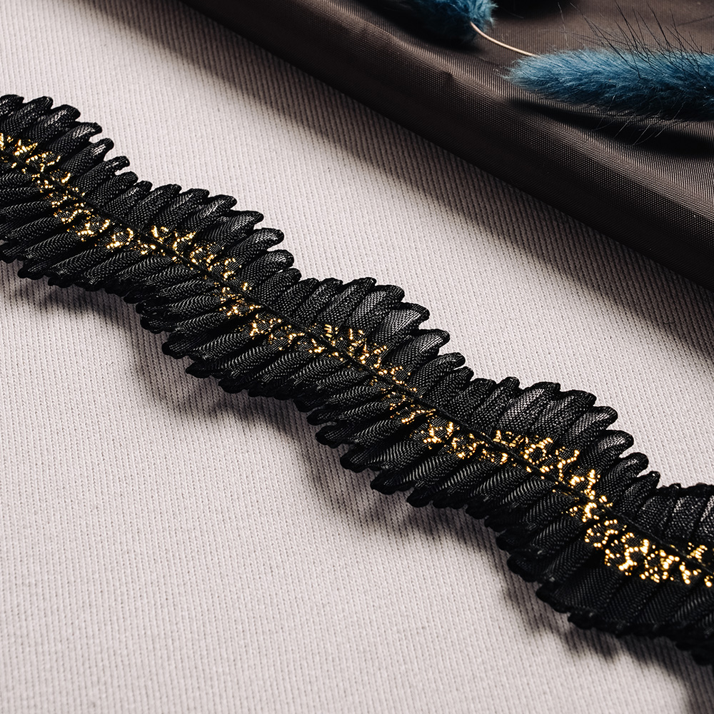 Тесьма-оборка 08HT-85 черный/золото (22,86 м)