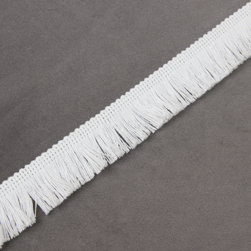 Бахрома - ресничка A12239-1127 теплый белый (L 2,5 см/25 м)