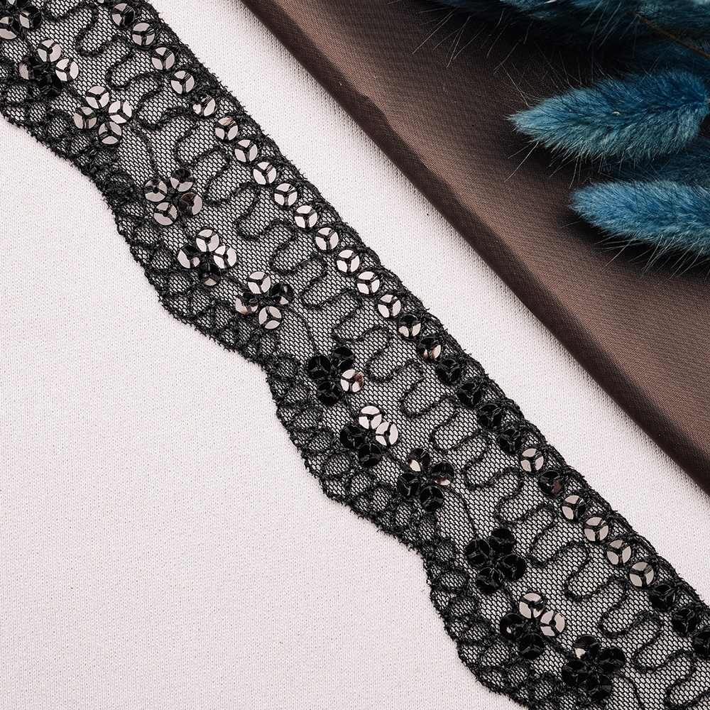 Тесьма с пайетками 85395-D103 черный (13,716 м)