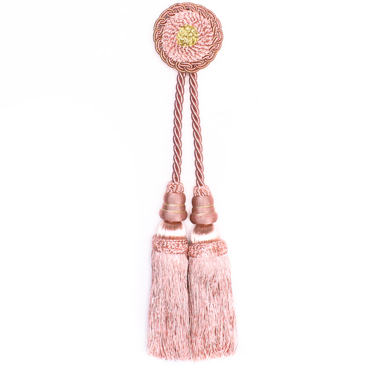 Брошь для штор розовая с кистью А35-1 (2 шт)