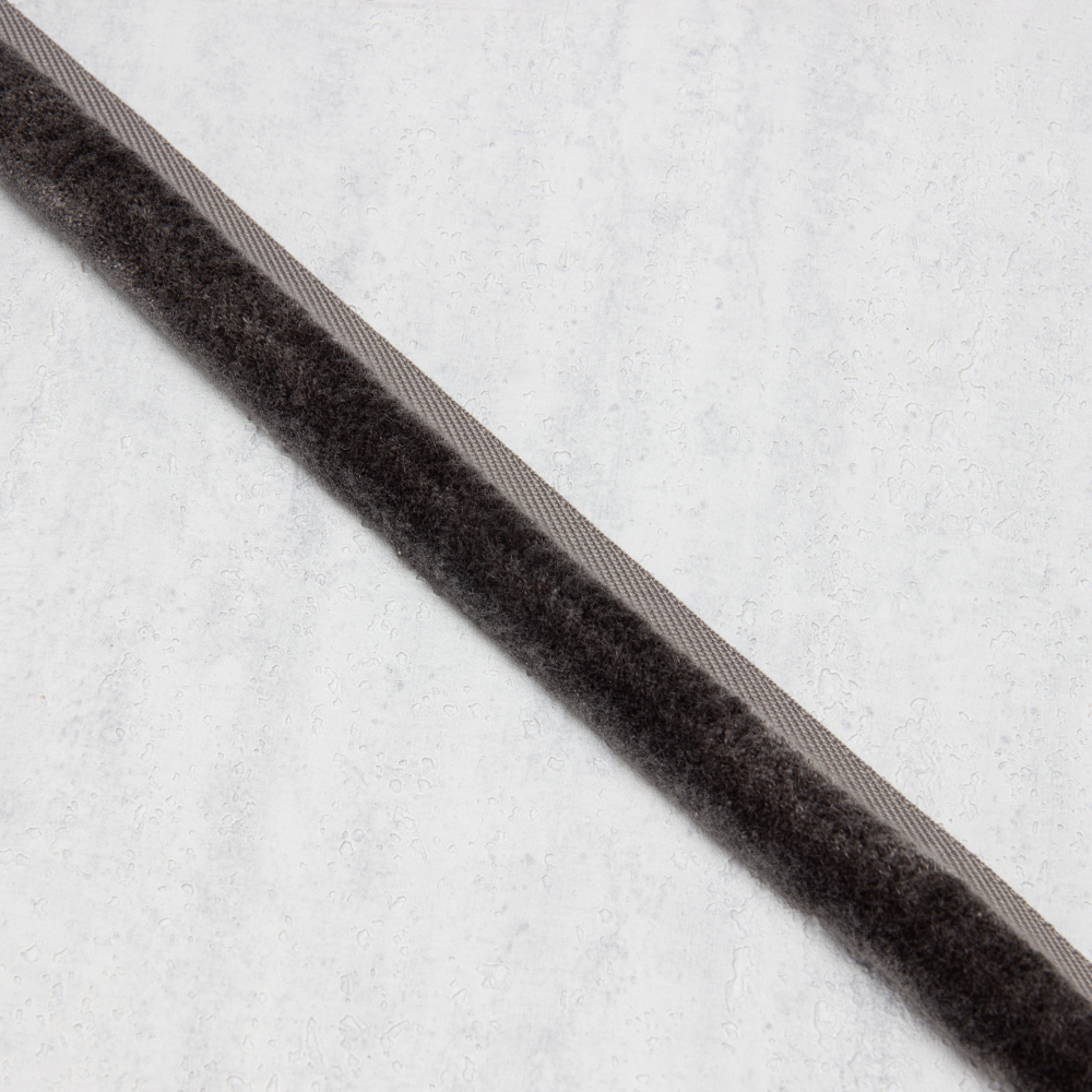 Кант пушистый XB-703-9/Big серый (ширина 2,5 см с декором, d 1,5 см) (12,5 м)