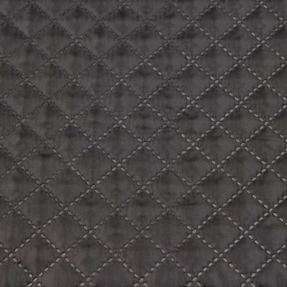 Термостежка Черный 4 "Ромб 1,7х1,7 см" (синт. 100г, подкл. 100% пэ 190Т) 150 см/50 м