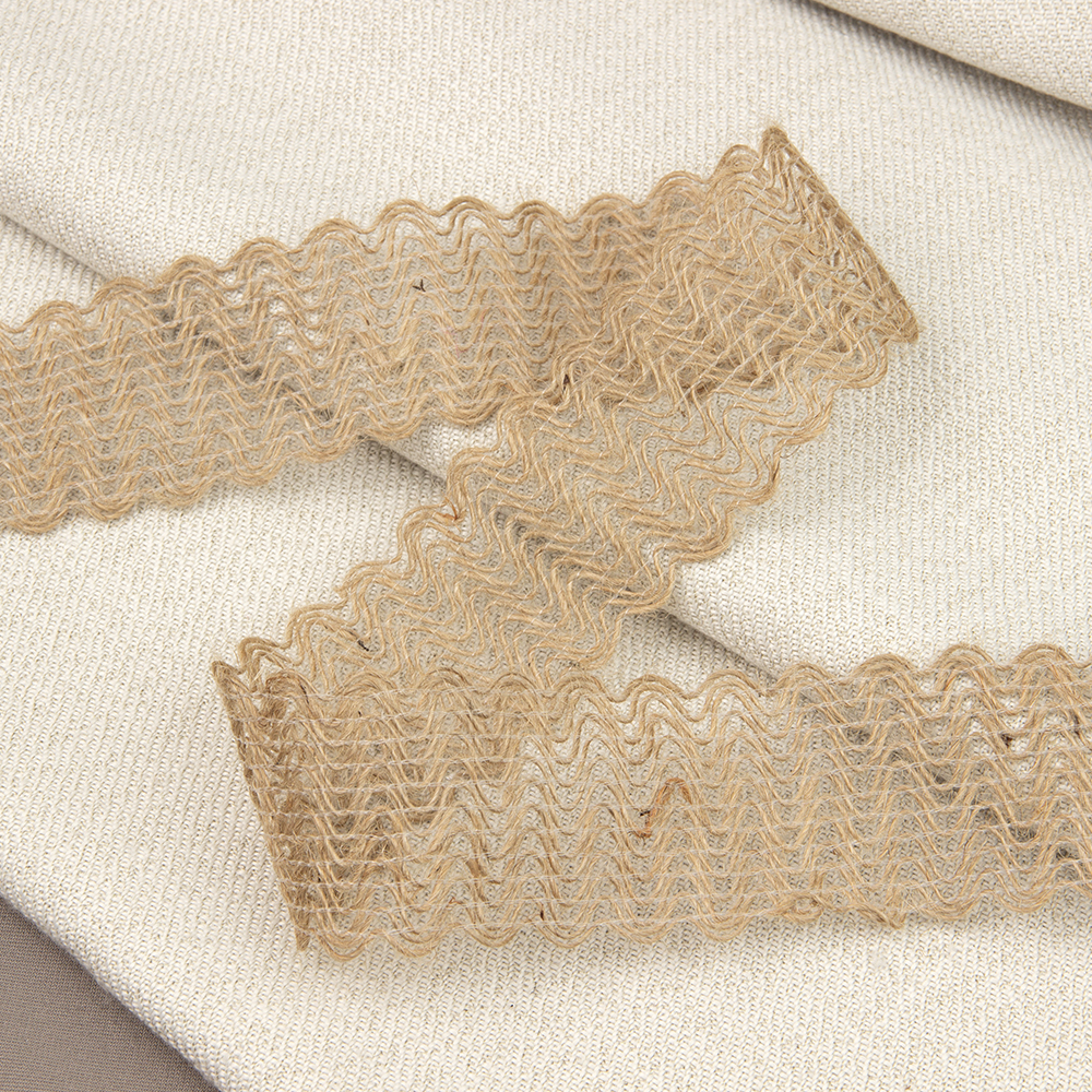 Джутовый текстильный бордюр "Batch jute" Т6.23-11 (ширина 4,5 см)(уп.12,5 м)(усадка 7-8%)