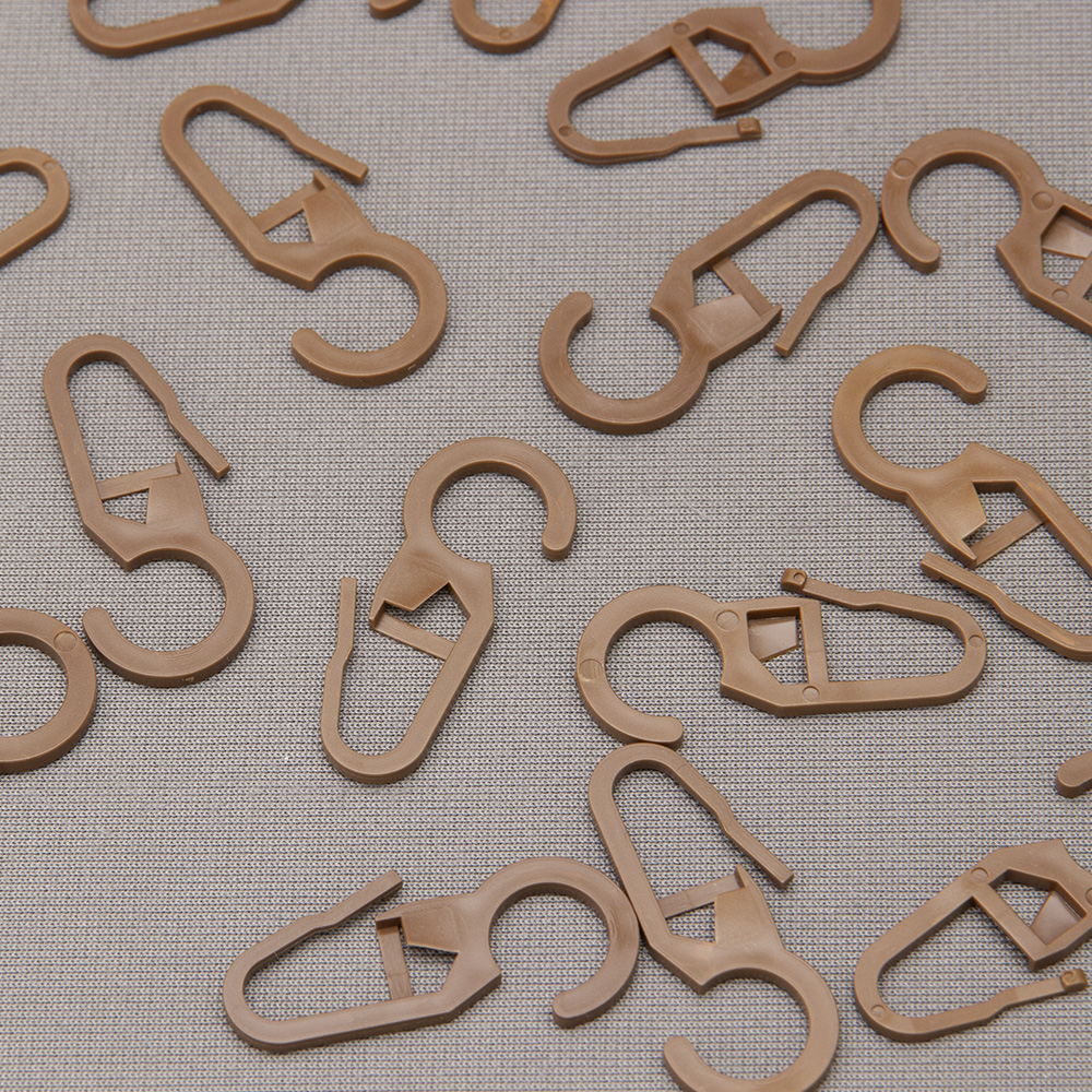 Крючок MirTex для пластиковых, деревянных колец d10 290 коричневый №1 (100 шт)