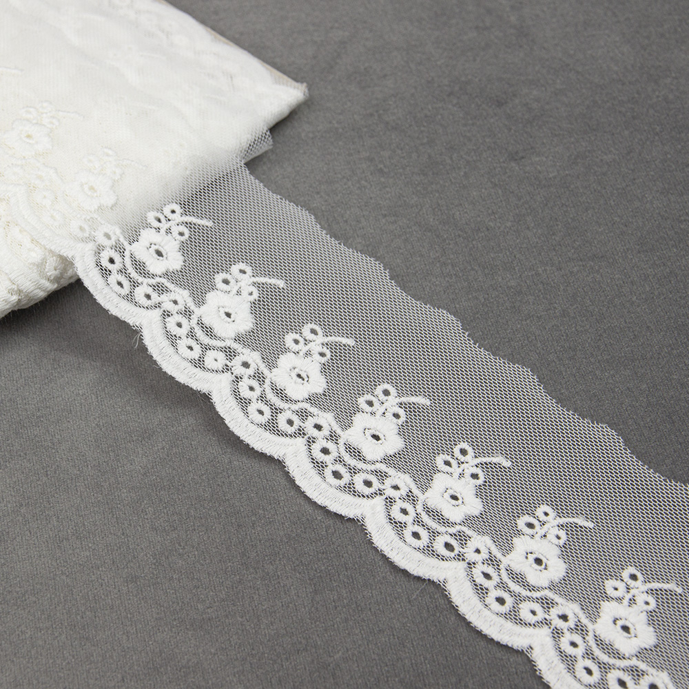 Тесьма на сетке 1013146-W молочный шир.6,5см/уп.13,716м