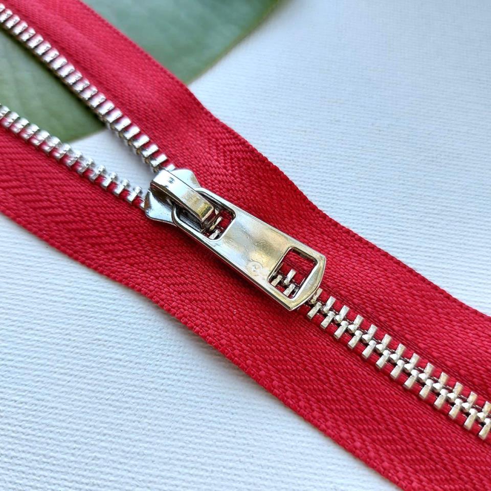 Металлическая молния ТИТАН неразъемная 18 см Т5 (ТТ) (1 замок) никель/красный (10 шт)