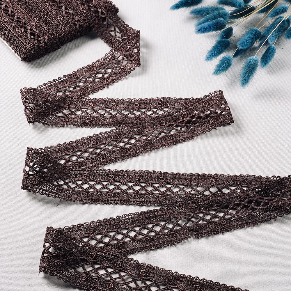 Тесьма вязаная 33008-D103 GCC304 темно-коричневый (68,58 м)