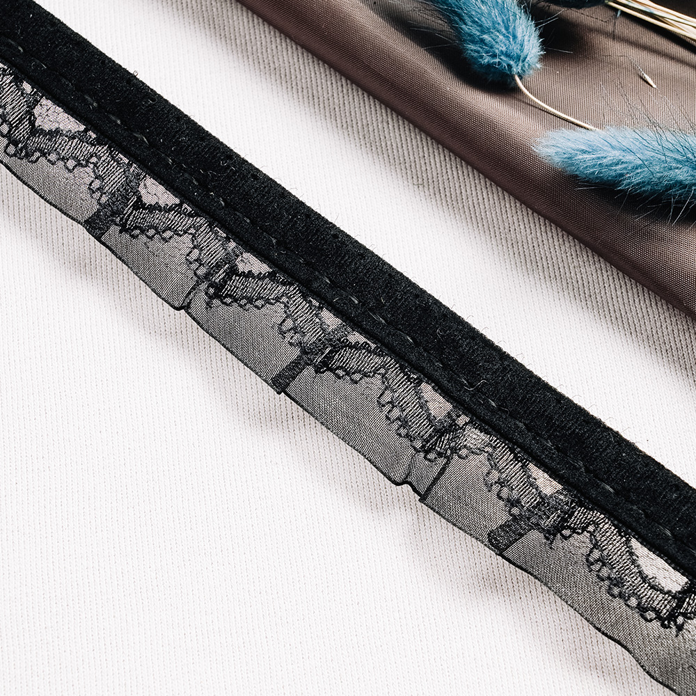 Тесьма-оборка 714HT черный (22,86 м)