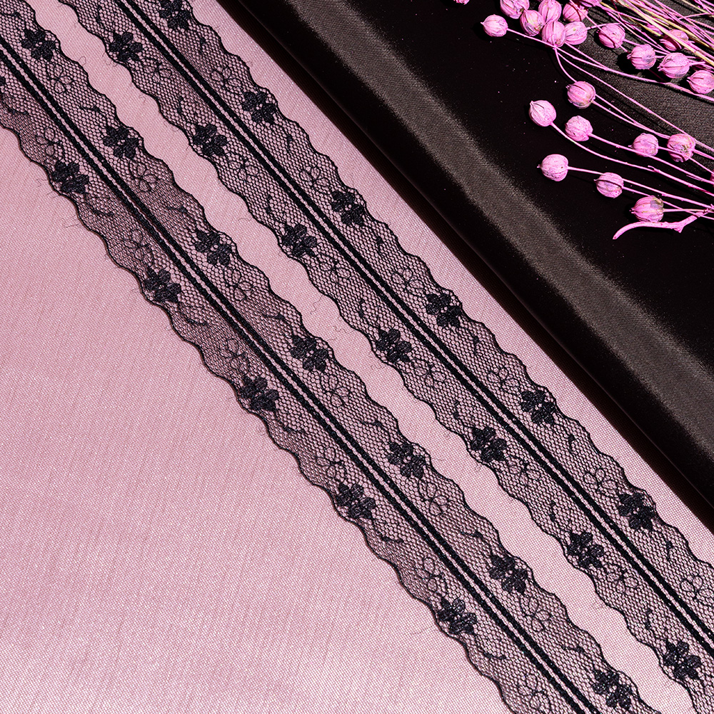 Кружево капроновое 138-2 черный, 3 см, (274,32 м/22,86 м)