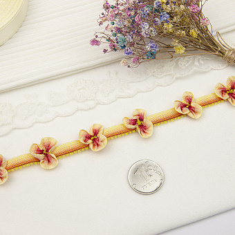 декоративное объемное украшение