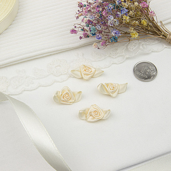 декоративное объемное украшение