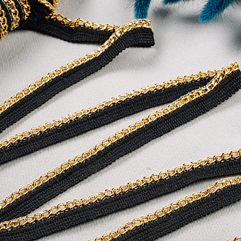 декоративная тесьма с металлической цепочкой