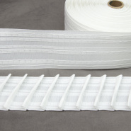 Шторные ленты для мансардных окон - особенности и характеристики