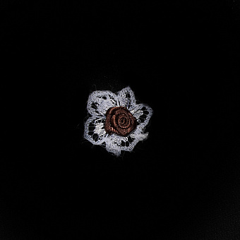 декоративное объемное украшение