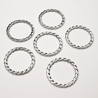 кольцо для одежды