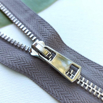 однозамковая металлическая молния Титан