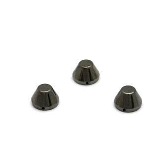 декоративное украшение из пластика с шипами